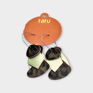 Ringató bőr fülbevaló