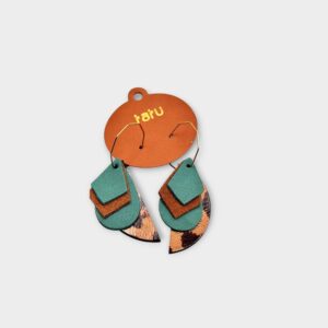 Ringató bőr fülbevaló